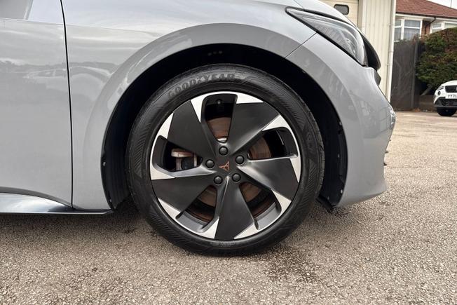 CUPRA Born Photo 5