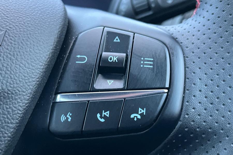 Ford FOCUS Photo autoimg-66cc84862080ab332eb076b7b591850a63e842dd.jpg