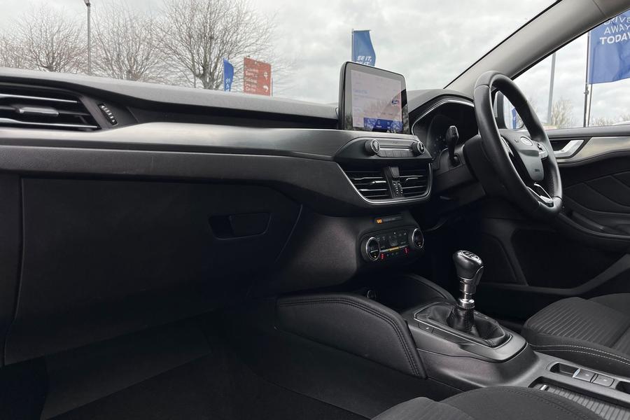 Ford Focus Photo autoimg-66d067217fed90e6c2ec826ee4e9fef2972ff766.jpg