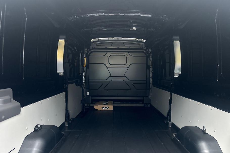 Used FORD E-TRANSIT MJ75CVD 6