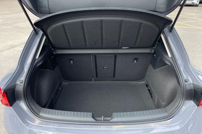 SEAT Leon Photo 12