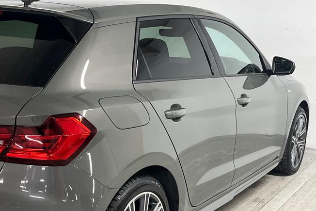 AUDI A1 Photo 28