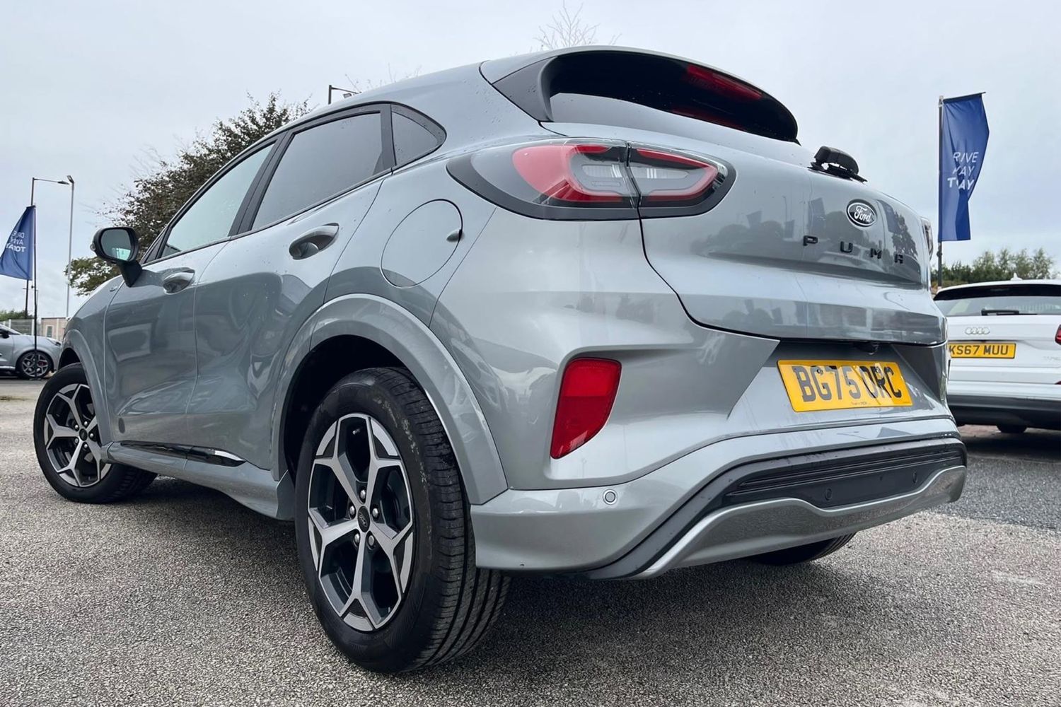 Ford Puma Photo 37
