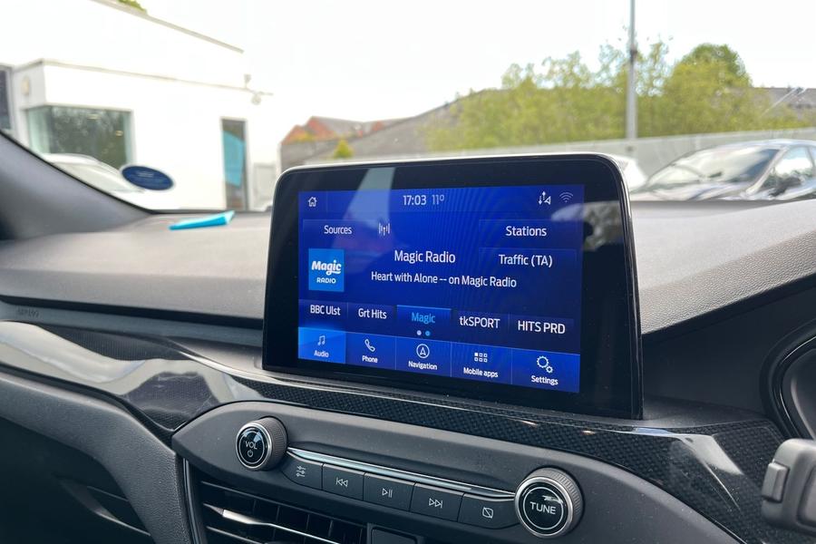 Ford FOCUS Photo autoimg-66e11968d29b95ddd686f47f66afa09d21be5582.jpg