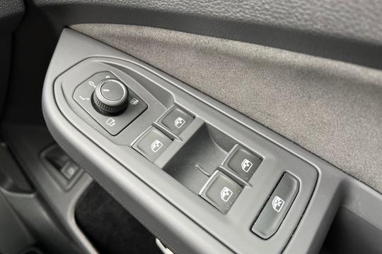 Volkswagen Golf Photo autoimg-66e22125de56f6a7d17a7b9f5b5b0838a770d27b.jpg