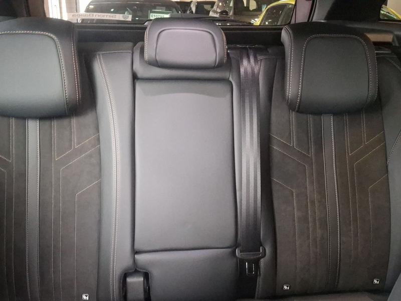 Used Peugeot 3008 NV22SOJ 29