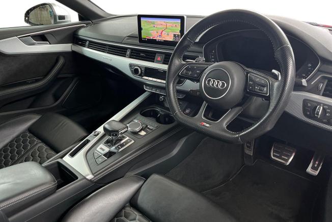 Audi RS5 Photo 6