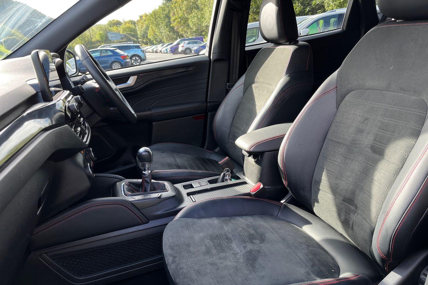 Ford Kuga Photo 18