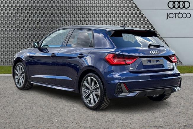 AUDI  A1 Sportback  Photo 3
