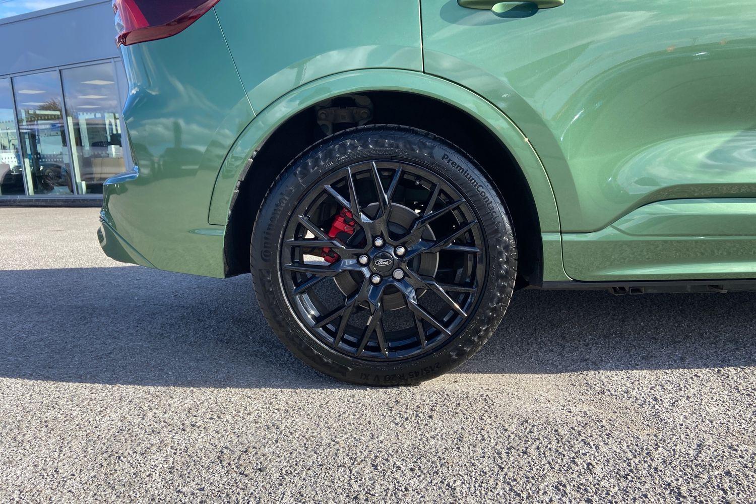 Ford KUGA Photo 21