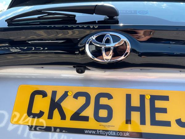 Toyota Yaris Photo autoimg-66f55c7d5ba1d4f979454633dbb3397b68bf3a02.jpg