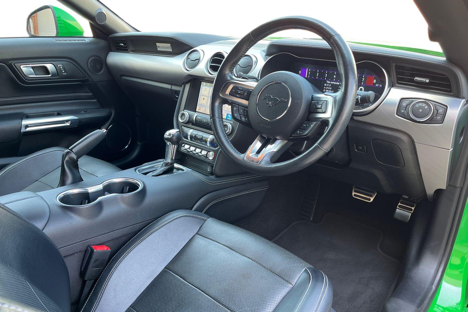 Ford Mustang Photo 8