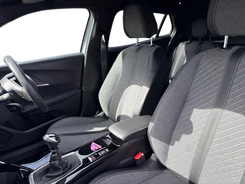 Used Peugeot 2008 LR74HWO 17