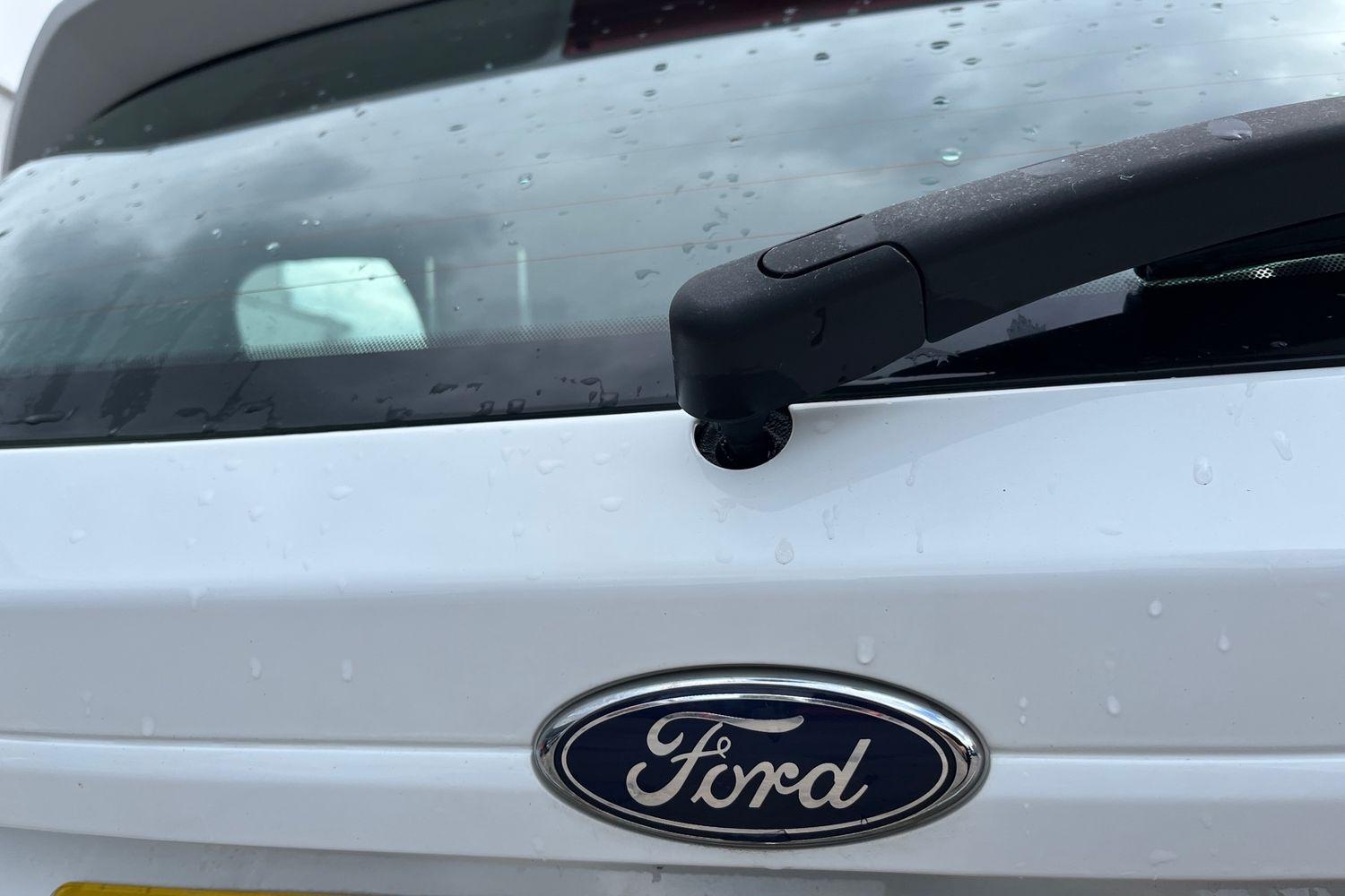 Ford FIESTA Photo 39