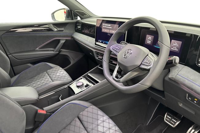 VOLKSWAGEN  Tiguan  Photo 6