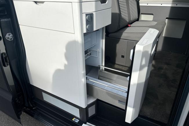 VOLKSWAGEN Grand California Photo 43