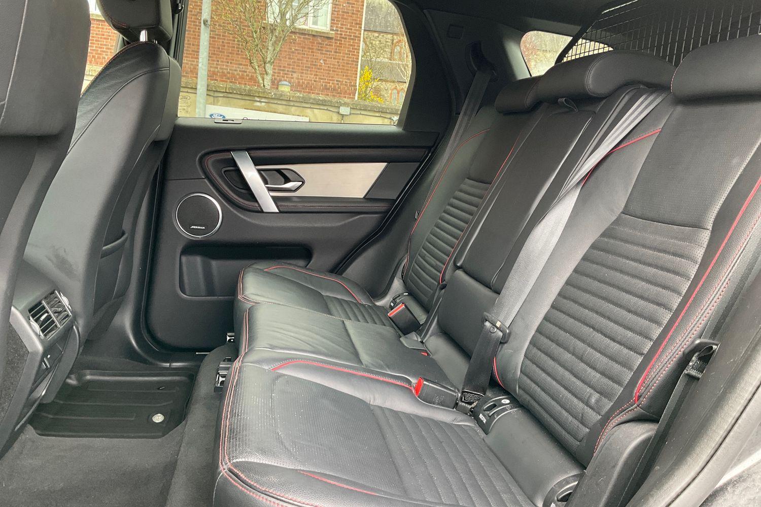 Land Rover Discovery Sport Photo 19