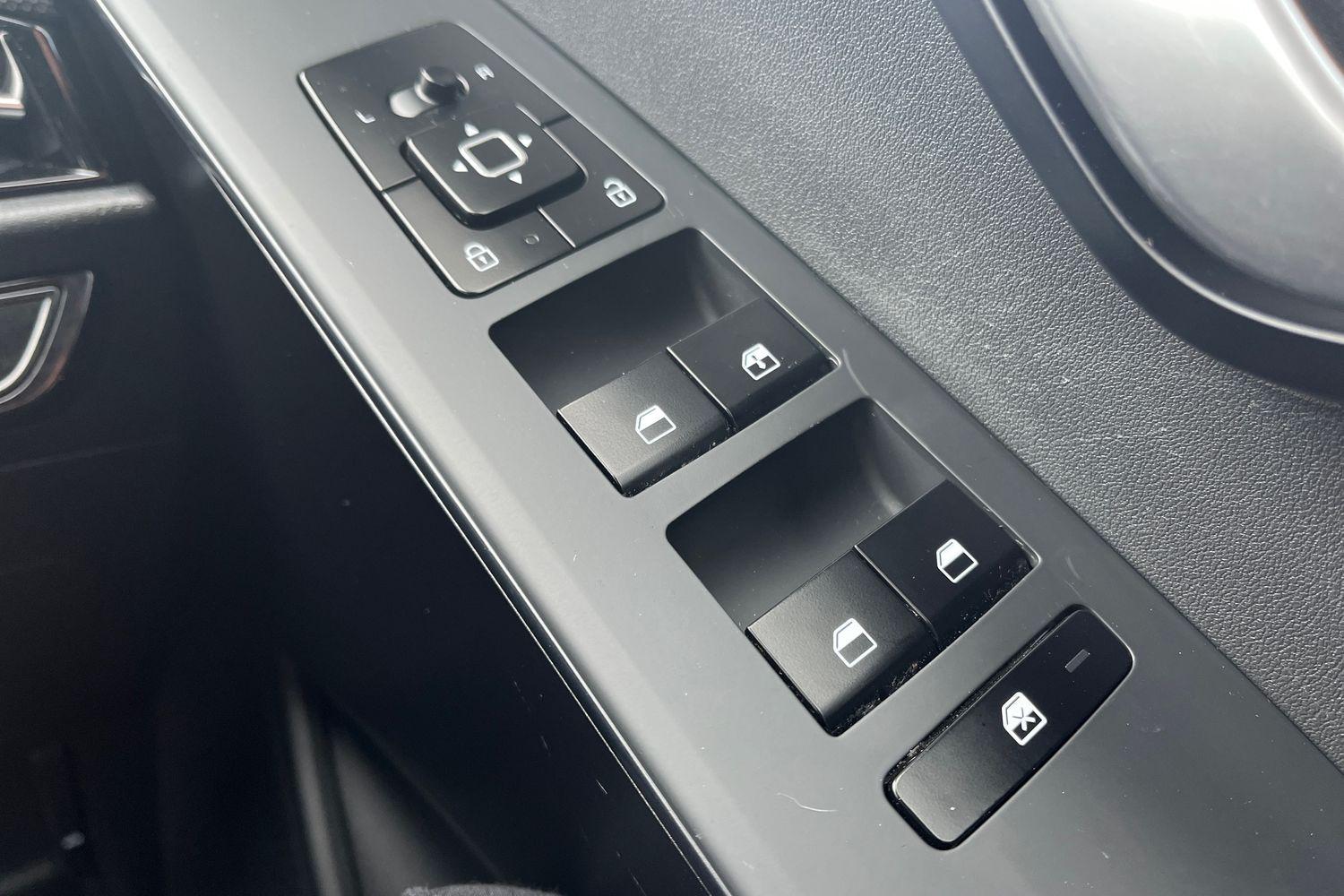 Kia NIRO Photo 15