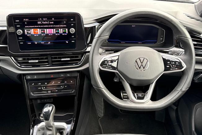 VOLKSWAGEN T-Roc Photo 11
