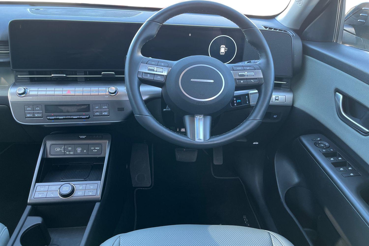 Hyundai KONA Photo 10