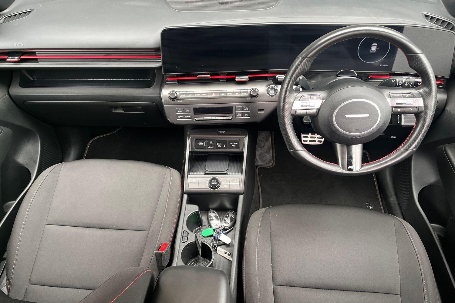 Hyundai KONA Photo 9