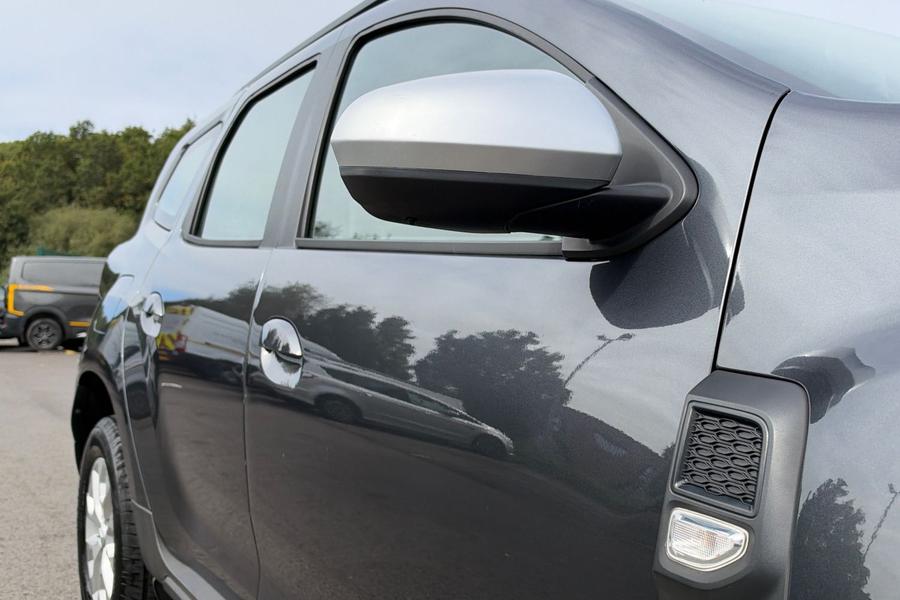 Dacia DUSTER Photo autoimg-670ab8691739a2231af0c3fdd986059b2c8ce19c.jpg