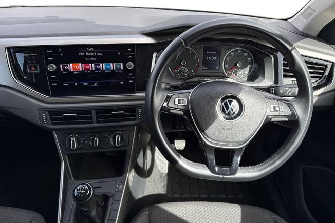 Volkswagen Polo Photo 11