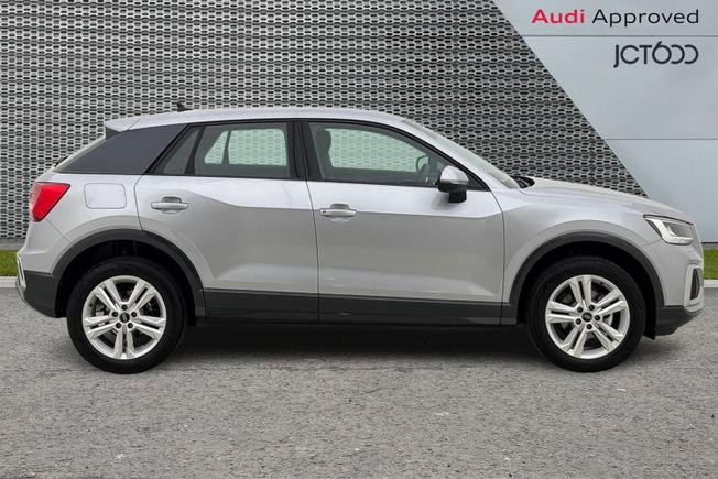AUDI Q2 Photo 4