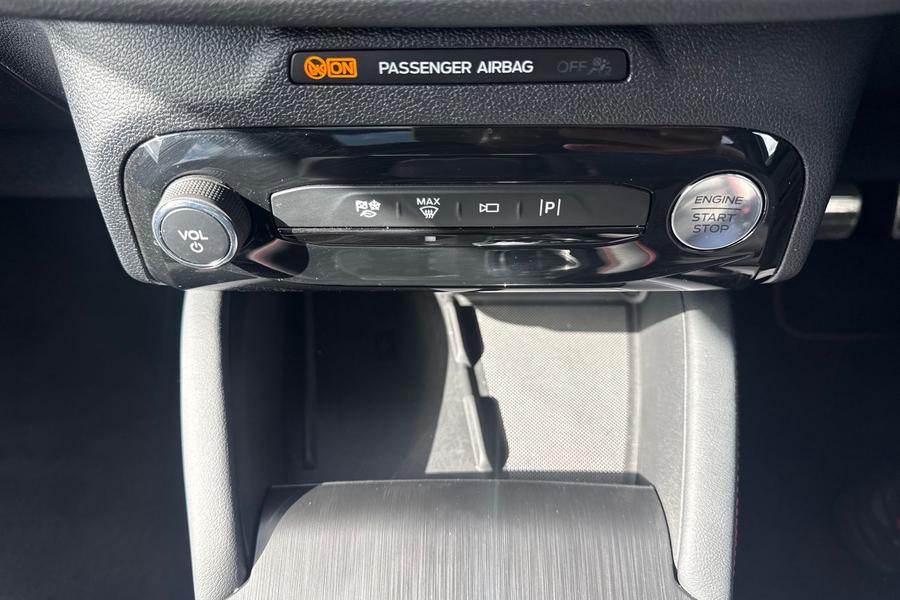 Ford Kuga Photo autoimg-6710a05453564c1cc0536adc4f9a5b1578594c4b.jpg