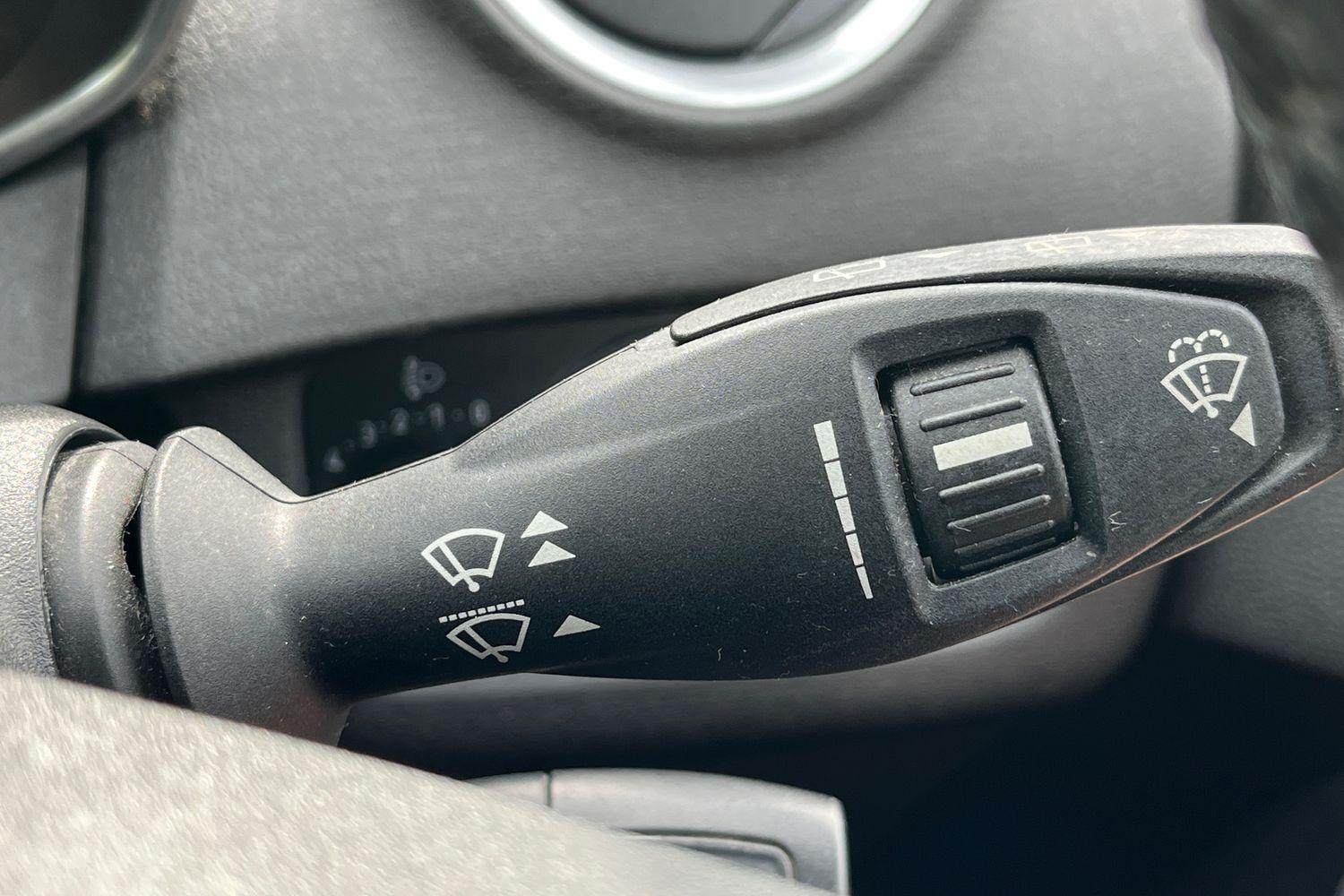 Ford FIESTA Photo 14