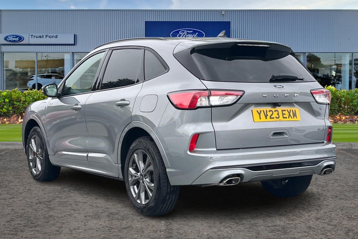 Ford Kuga Photo 1