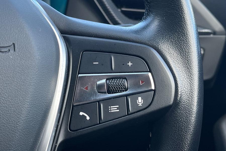 BMW 1 SERIES Photo autoimg-671526b51acc8e3080fdd5361e857173c811a351.jpg
