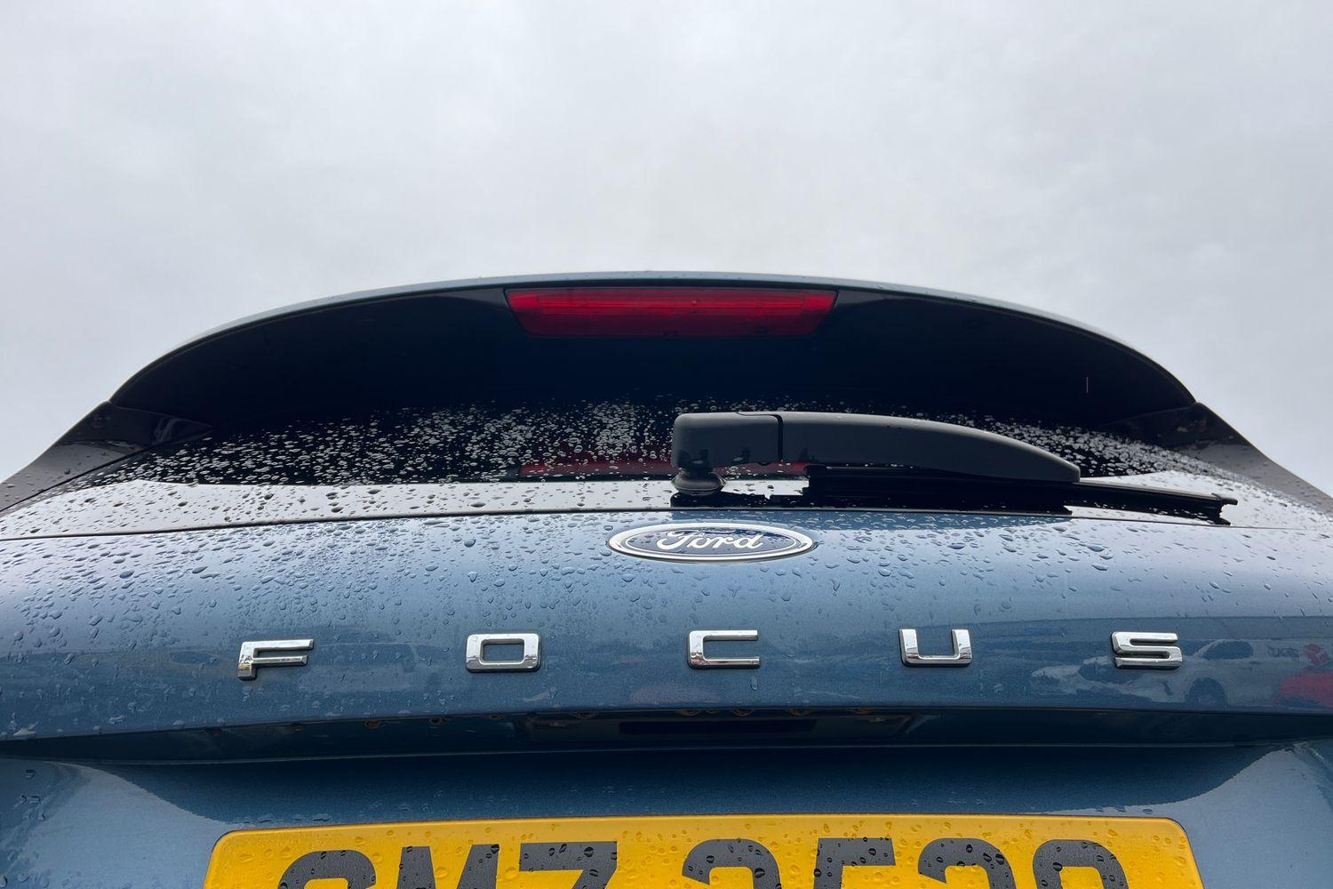 Ford FOCUS Photo 23