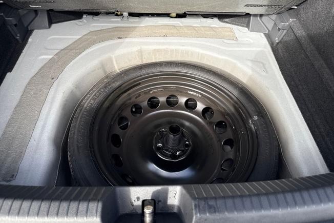 VOLKSWAGEN Taigo Photo 32