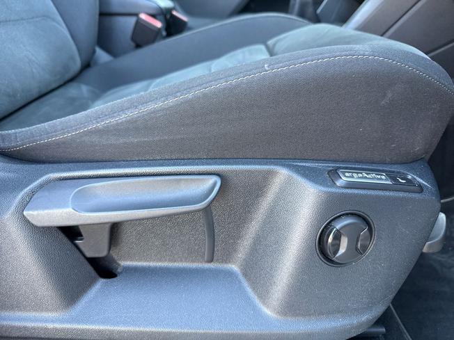 VOLKSWAGEN Tiguan Photo 26