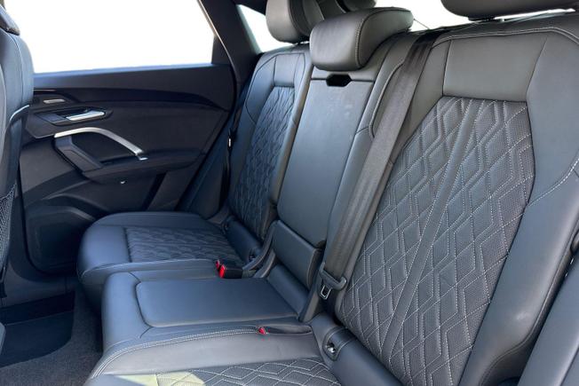 AUDI Sq5 Photo 9