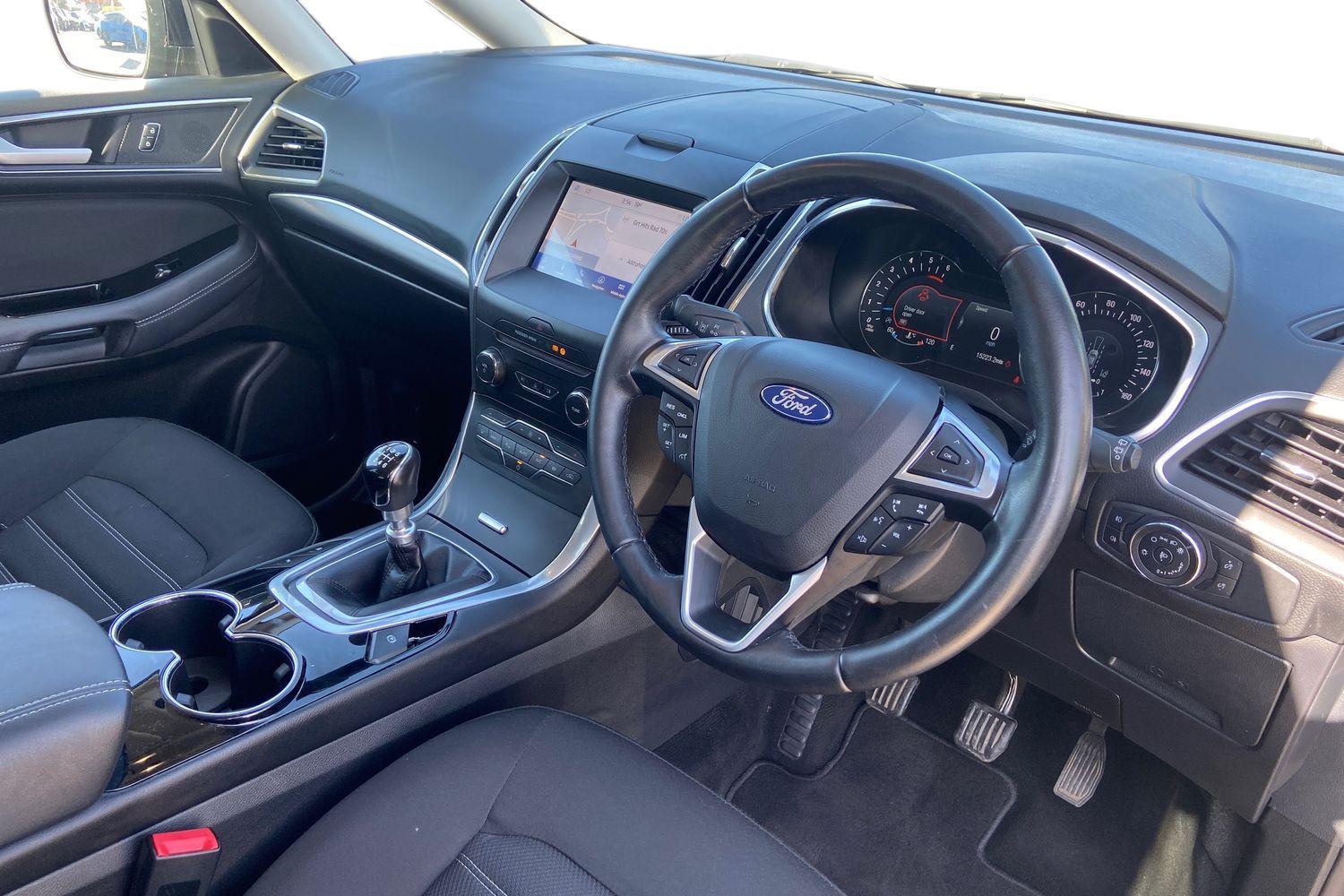 Ford GALAXY Photo 8