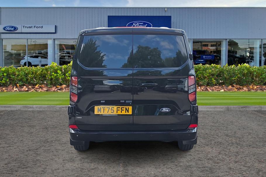 Used Ford Transit Custom MT75FFN 13