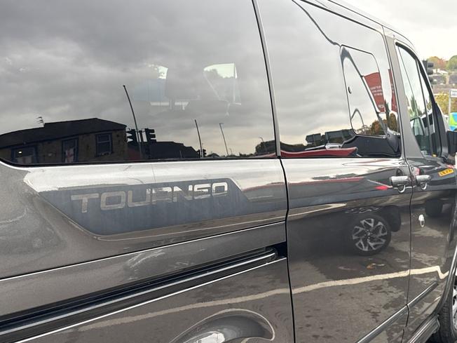 FORD Tourneo Custom Photo 38