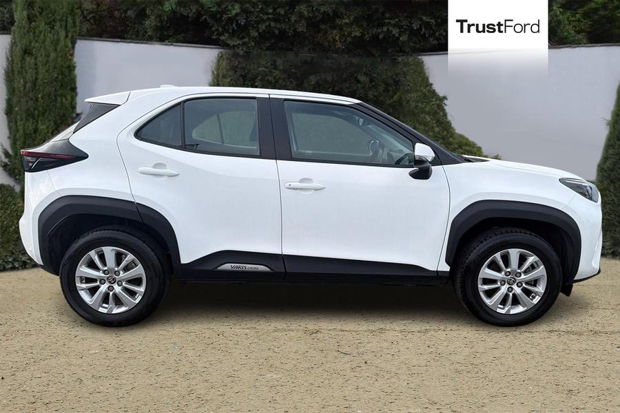 Toyota YARIS CROSS Photo autoimg-672928af5d53f47e44953ce994e55c6d6cb5985c.jpg