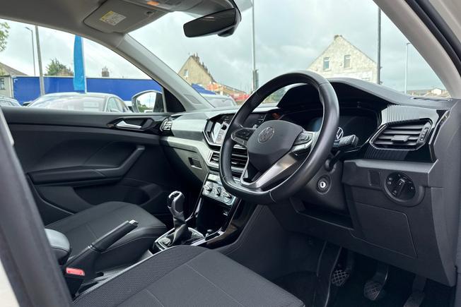Volkswagen T-Cross Photo 43