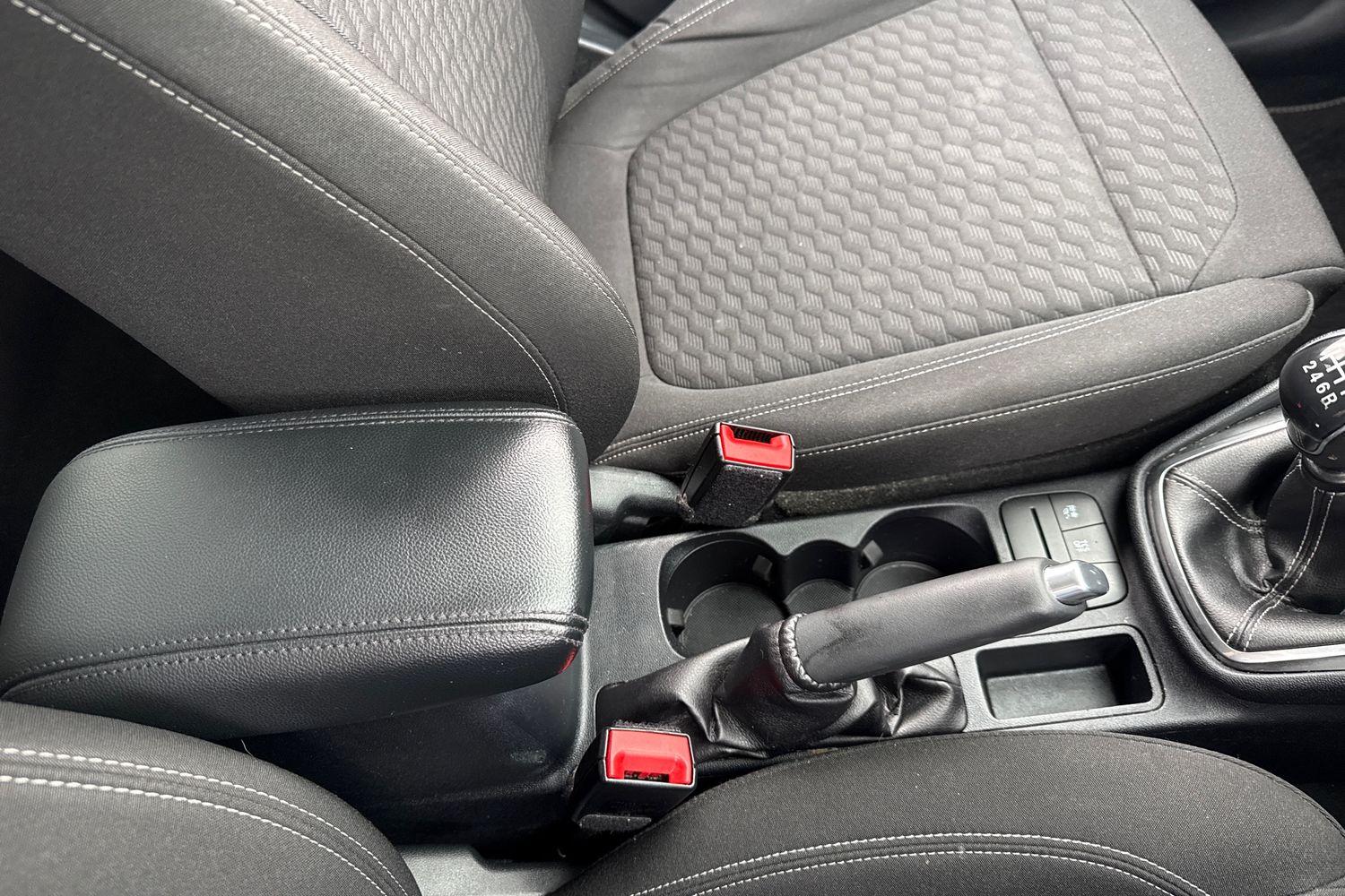 Ford FIESTA Photo 34