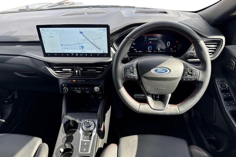 Ford KUGA Photo autoimg-672d8acf459c86e1023f913a6083fb3938d2810d.jpg
