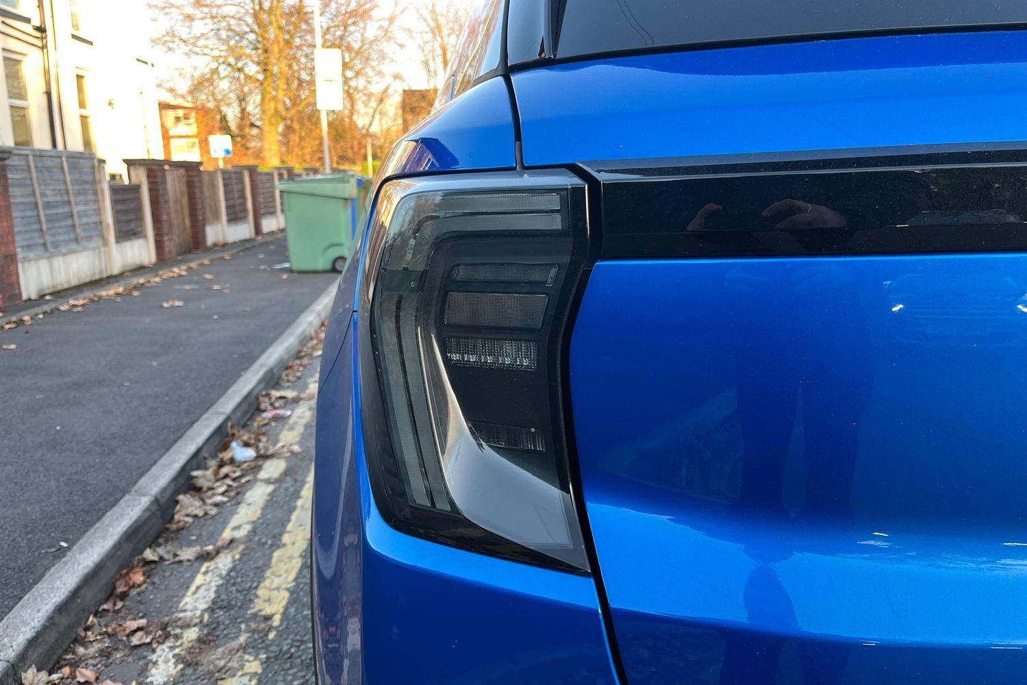 Ford Explorer Photo 25