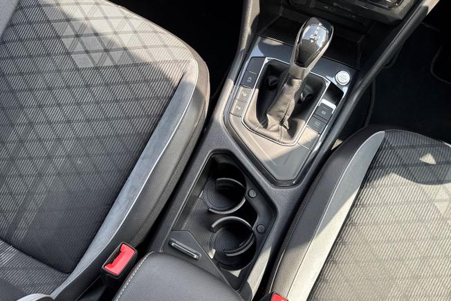 VOLKSWAGEN Tiguan Photo 25