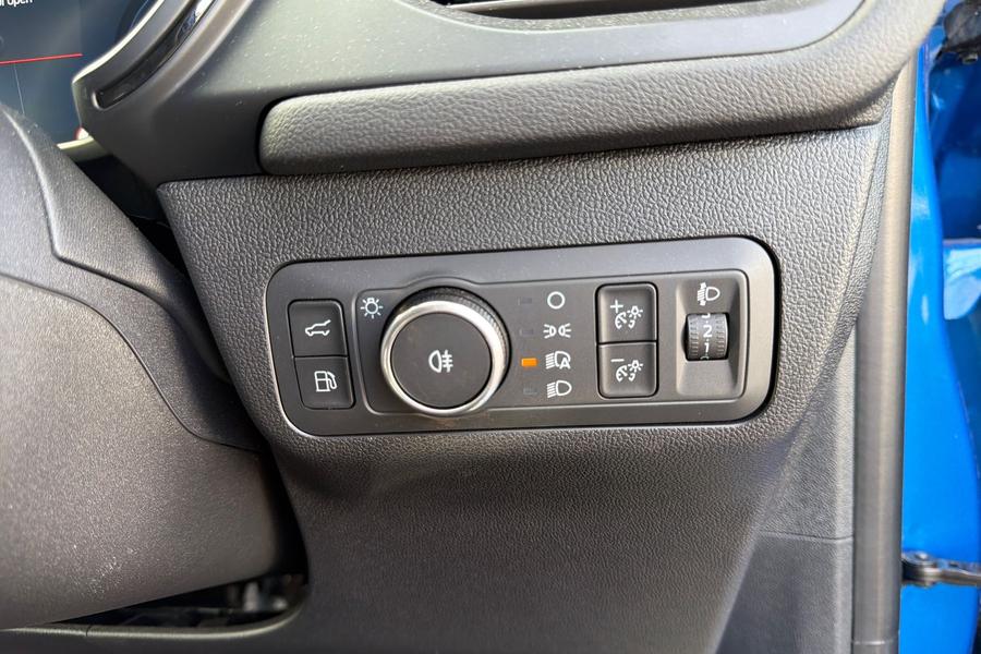 Ford Kuga Photo autoimg-672eace81d34eba678c6ea8eecfd932ec7a073d2.jpg
