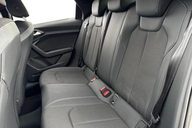 AUDI A1 Photo 9