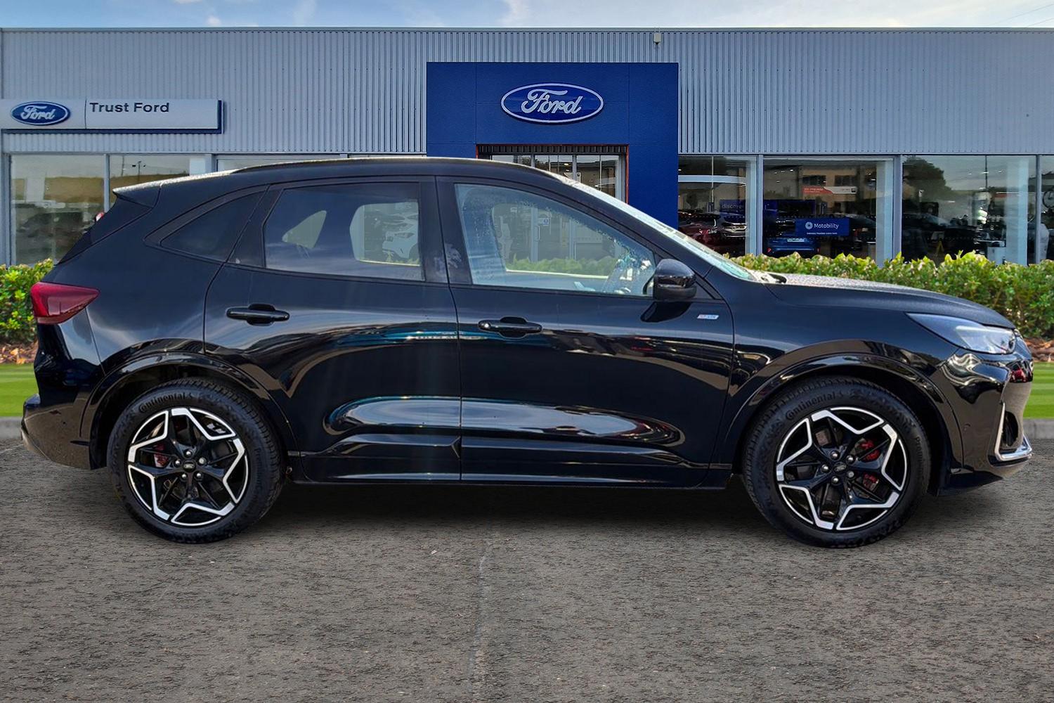 Ford KUGA Photo 2