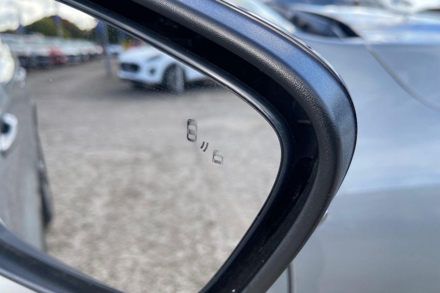 Ford KUGA Photo 38