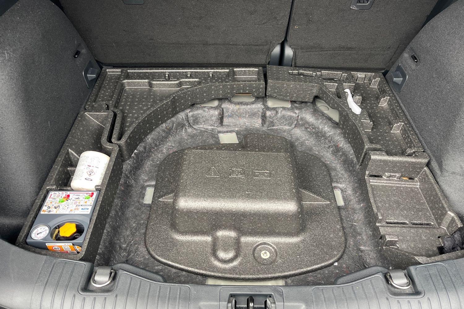 Ford Kuga Photo 24